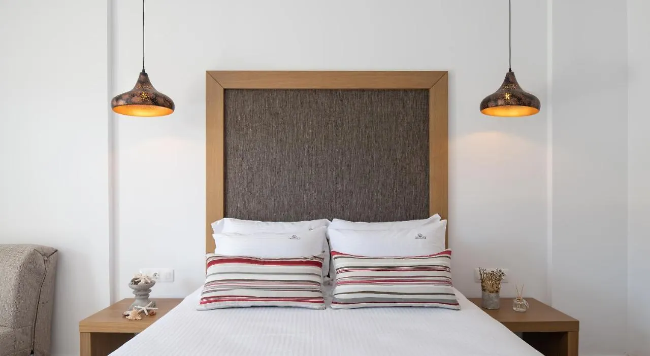 Imagine Luxury Suites Nikiti