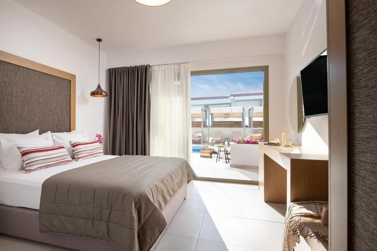 Imagine Luxury Suites Nikiti  Aparthotel